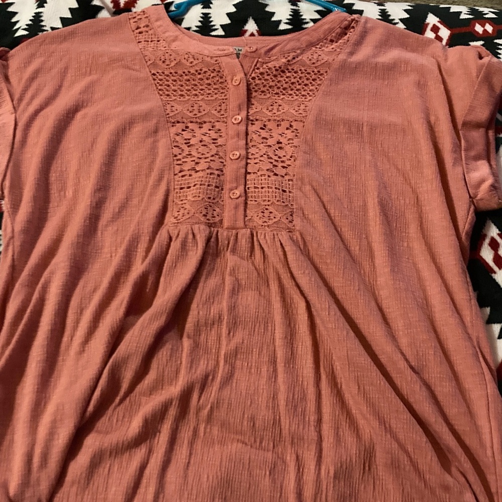 Como Vintage Women's Coral Lace Blouse